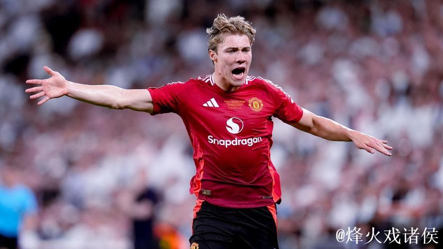 下半场闪击,埃万尼尔松禁区低射破门,曼联2-2伯恩茅斯 下半场闪击,埃万尼尔松禁区低射破门,曼联2-2伯恩茅斯