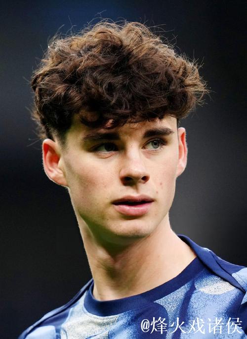 阿奇-格雷：巴黎是一支顶级球队，我们也能从中