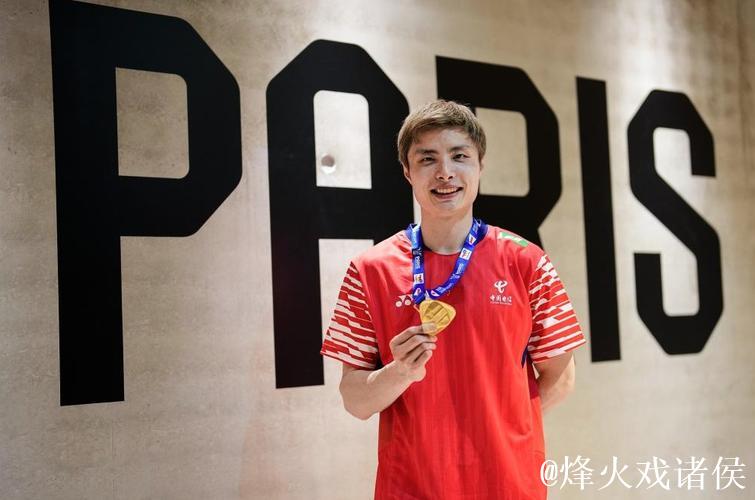 石宇奇逆转夺世锦赛首冠 国羽男单10年后重登巅峰 石宇奇逆转夺世锦赛首冠 国羽男单10年后重登巅峰